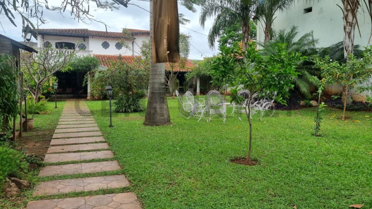 VENDO IMPORTANTE PROPIEDAD + TINGLADO EN Bo SAN VICENTE de 1.666 M2 - 14