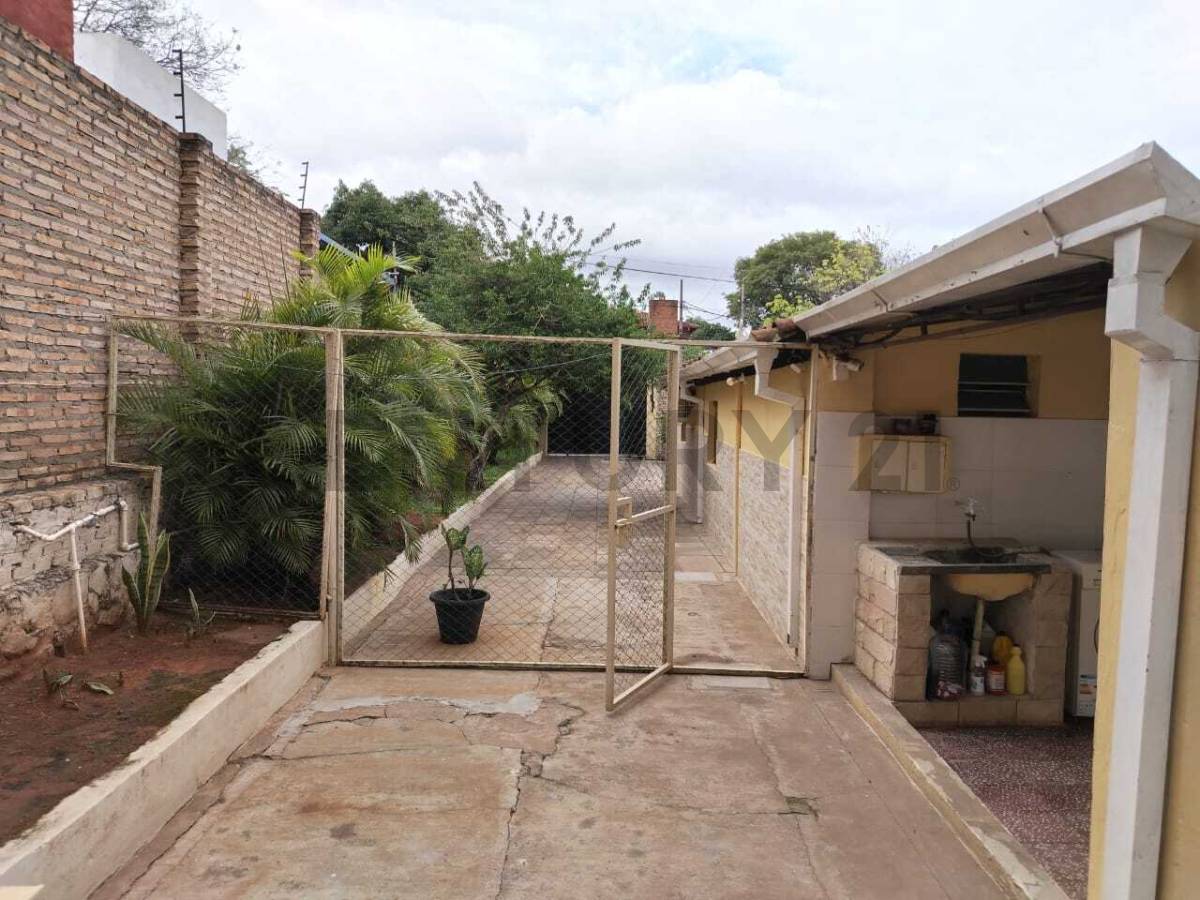 VENDO CASA C/ PATIO EN ASUNCIÓN, B° SAN VICENTE, EXCELENTE UBICACIÓN!! - 16