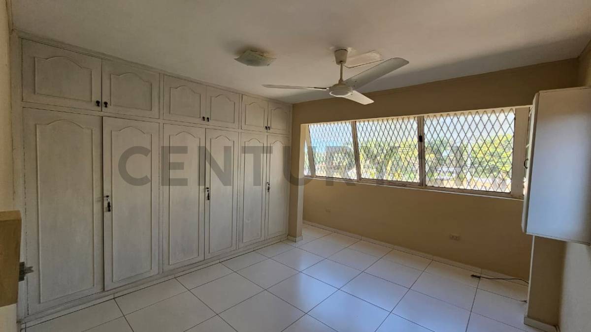 VENDO DUPLEX DE 3 HABITACIONES EN BARRIO SAN VICENTE - imagen 11