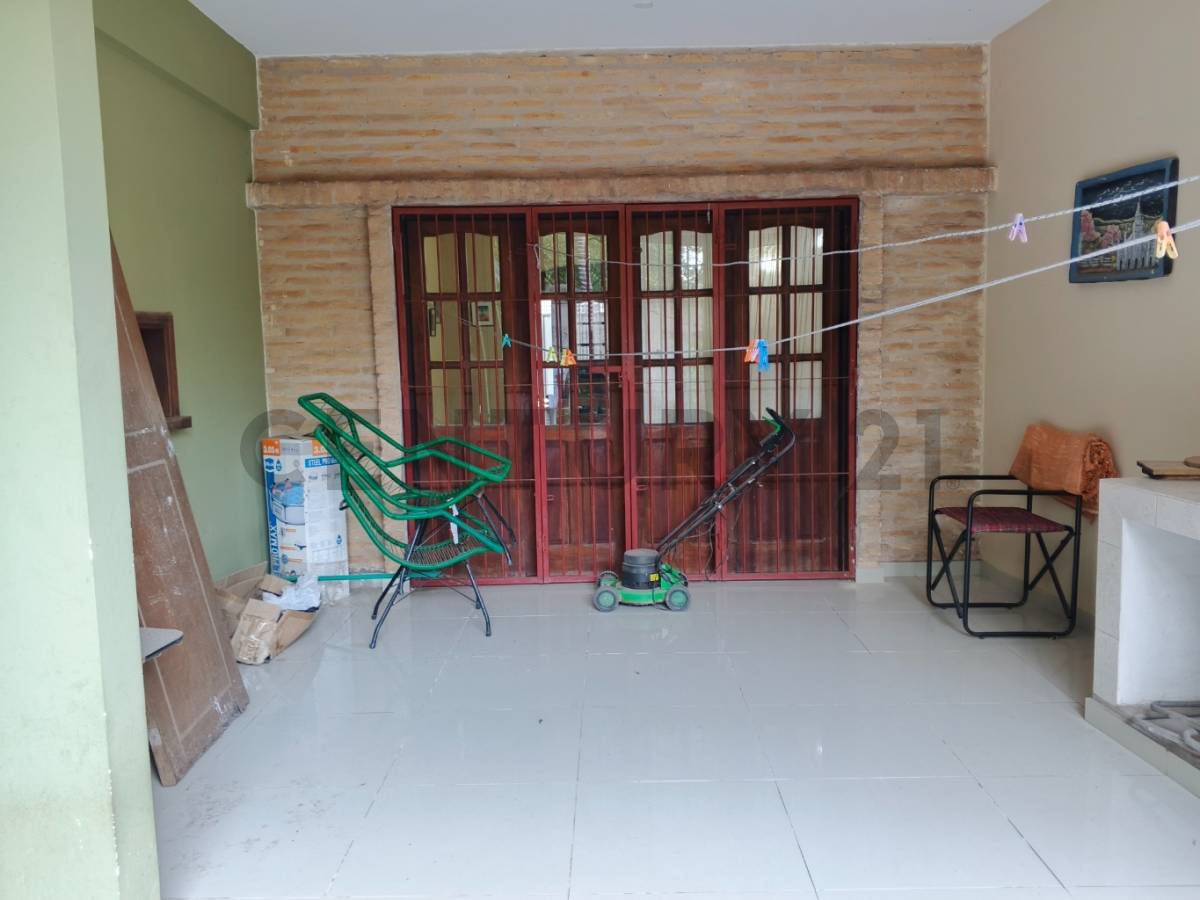 ¡Gran oportunidad en Barrio San Vicente! Casa de 2 niveles - imagen 10