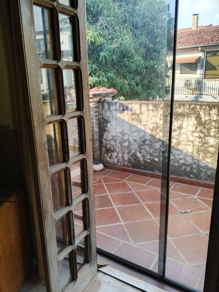 ¡Gran oportunidad en Barrio San Vicente! Casa de 2 niveles - imagen 23
