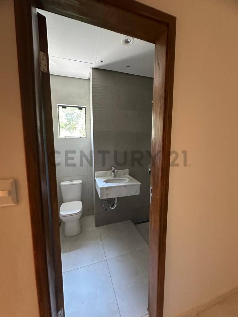 VENDO EXCELENTE DÚPLEX EN ASUNCIÓN - imagen 9