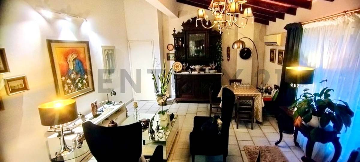 En venta amplia residencia zona UCA - imagen 8
