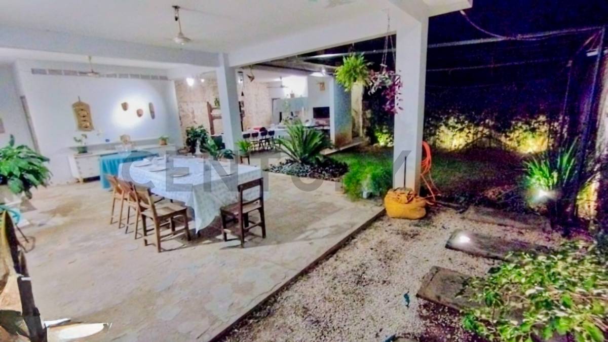En venta amplia residencia zona UCA - imagen 14