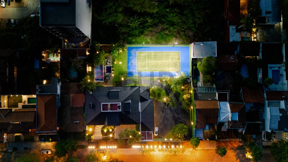 EXCLUSIVA RESIDENCIA EN VENTA | BARRIO SANTO DOMINGO - 3
