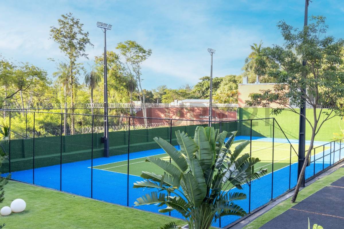 EXCLUSIVA RESIDENCIA EN VENTA | BARRIO SANTO DOMINGO - 4