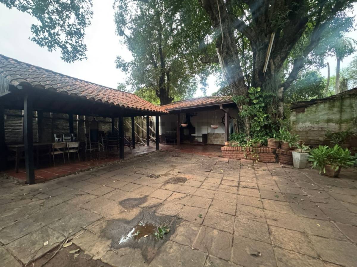 VENDO CASA A REFACCIONAR SOBRE AVDA. SANTISIMO SACRAMENTO - imagen 11