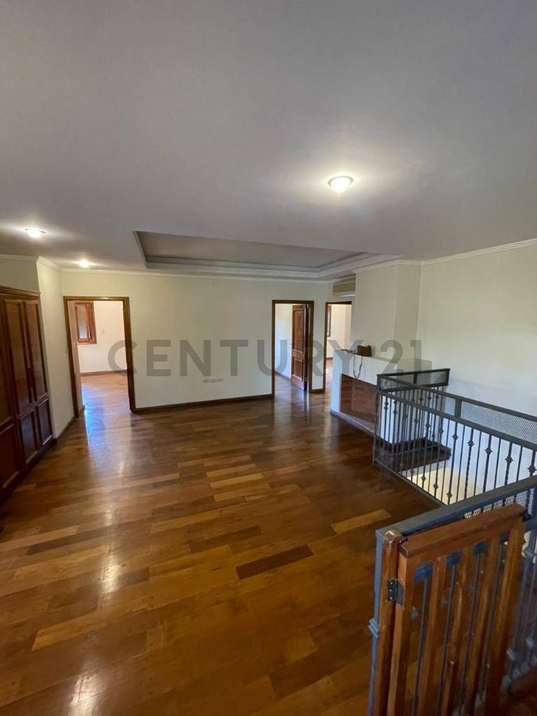 Vendo casa de 5 habitaciones barrio Las Lomas Asuncion (Z/ Shopping del Sol) - 4