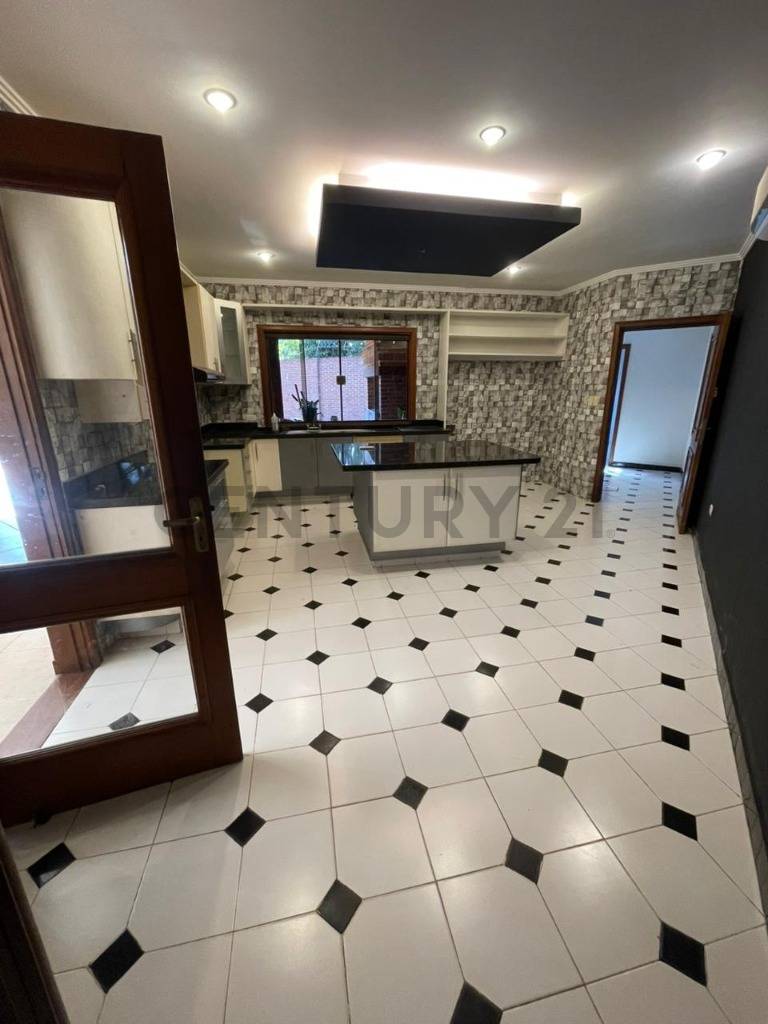 Vendo casa de 5 habitaciones barrio Las Lomas Asuncion (Z/ Shopping del Sol) - 6