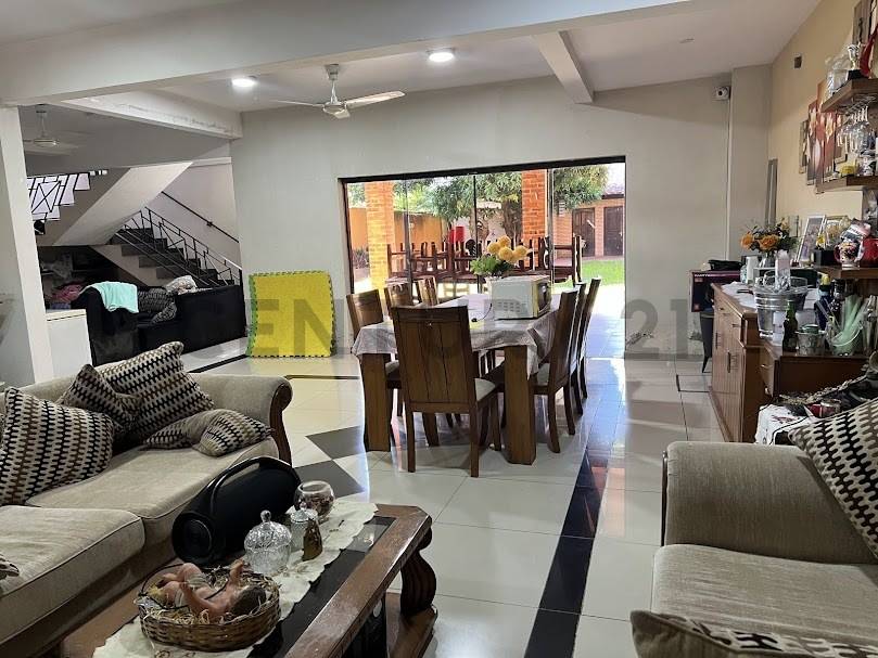 En Venta Residencia- B° Trinidad - 4