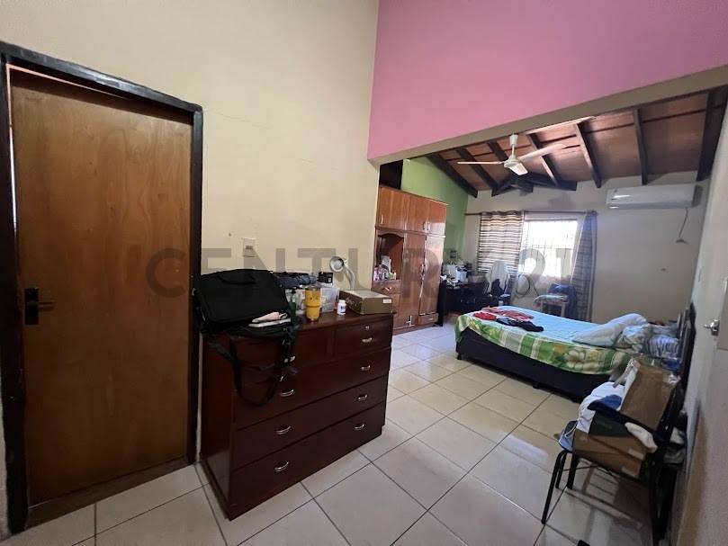 En Venta Residencia- B° Trinidad - 10