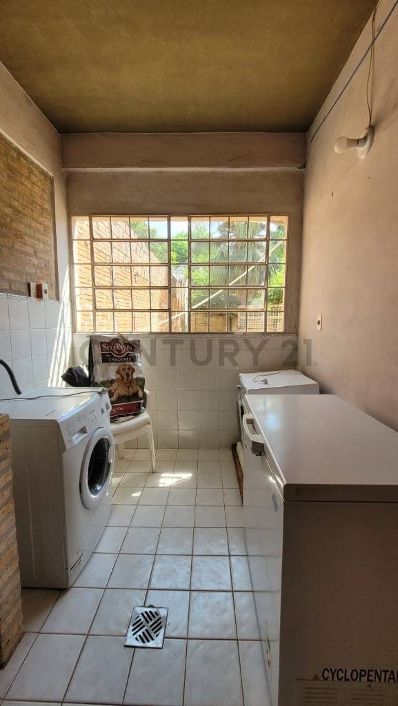 EN VENTA AMPLIA PROPIEDAD IDEAL PARA DESARROLLO A PASOS DE SANTISIMA TRINIDAD - imagen 6