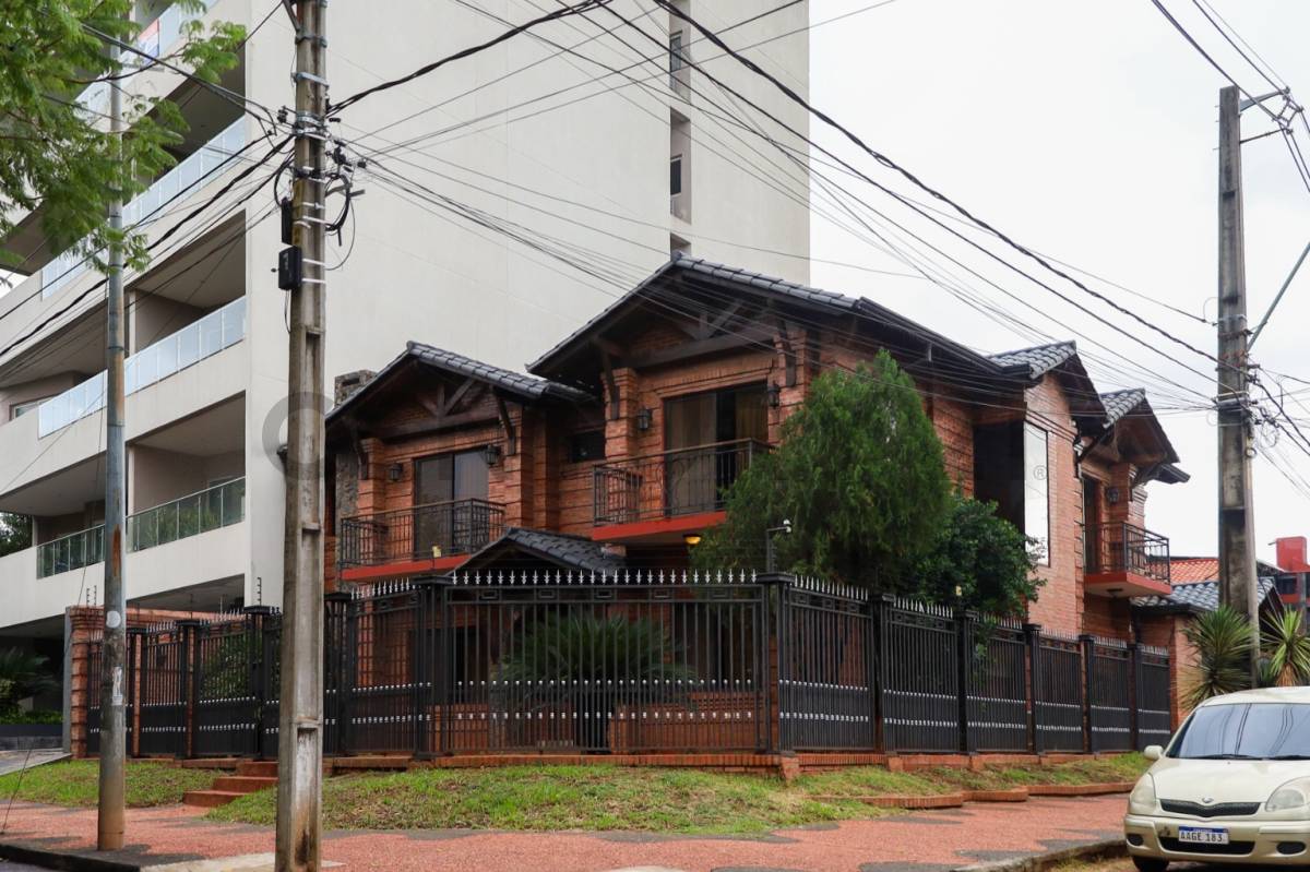 En venta residencia en Villa Aurelia - 2