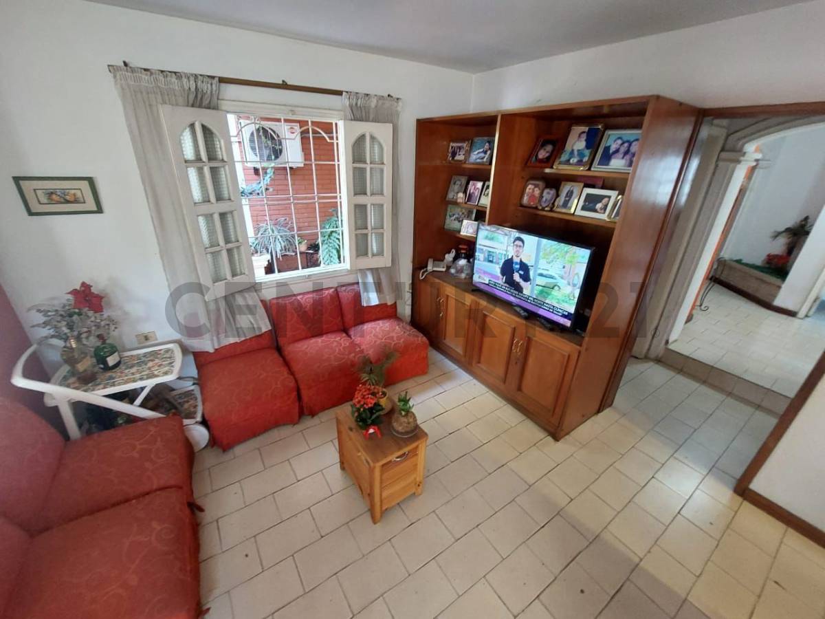 VENDO CASA EN ESQUINA - VILLA MORRA - imagen 2