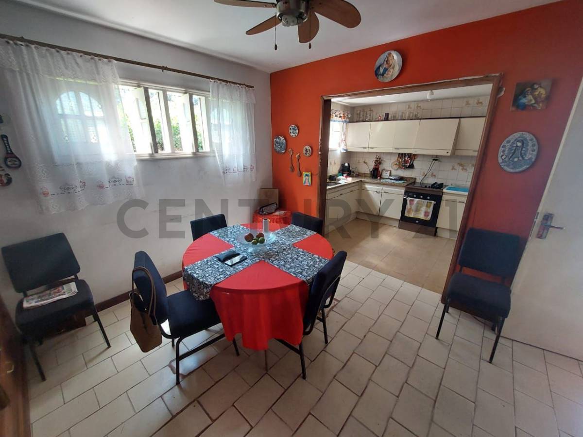VENDO CASA EN ESQUINA - VILLA MORRA - imagen 3