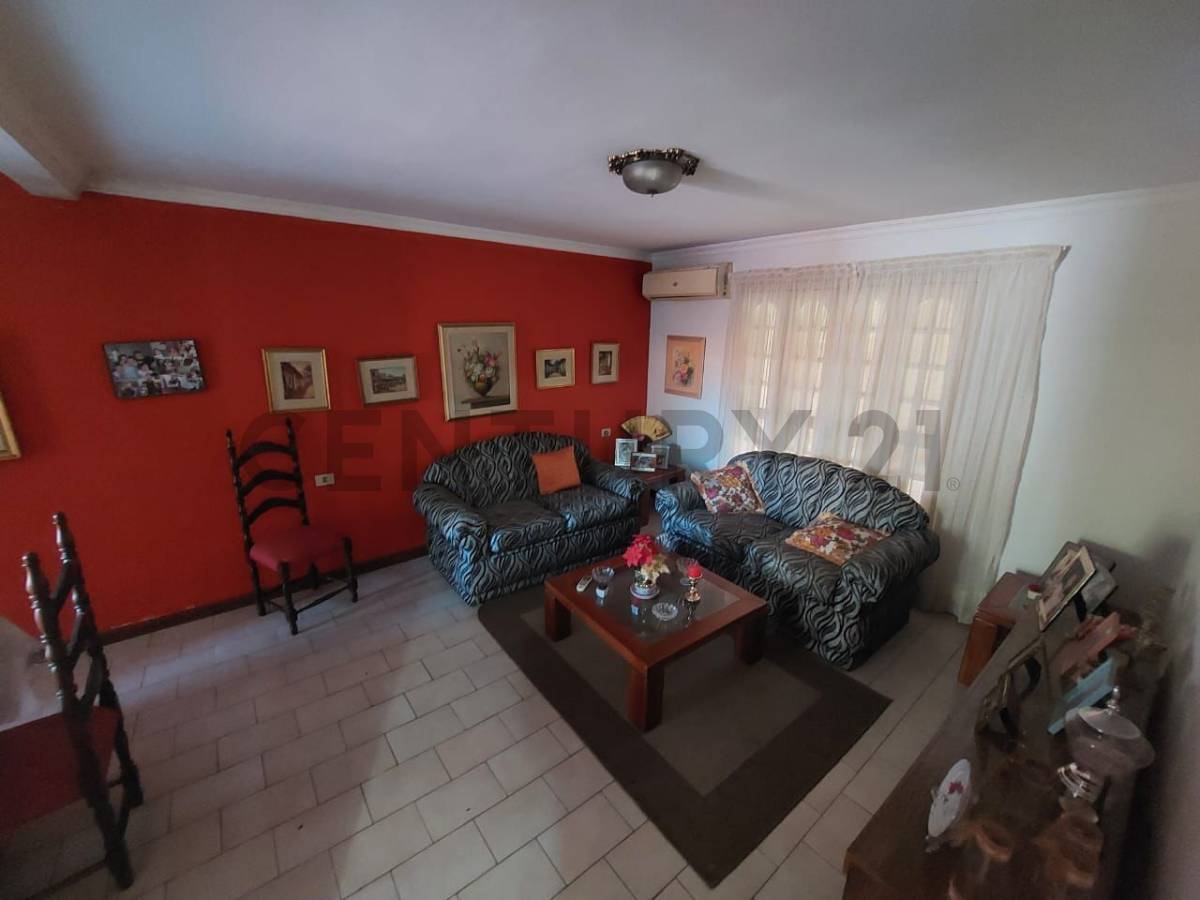 VENDO CASA EN ESQUINA - VILLA MORRA - imagen 4