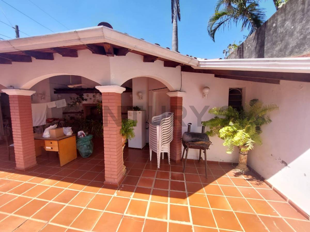 VENDO CASA EN ESQUINA - VILLA MORRA - imagen 10