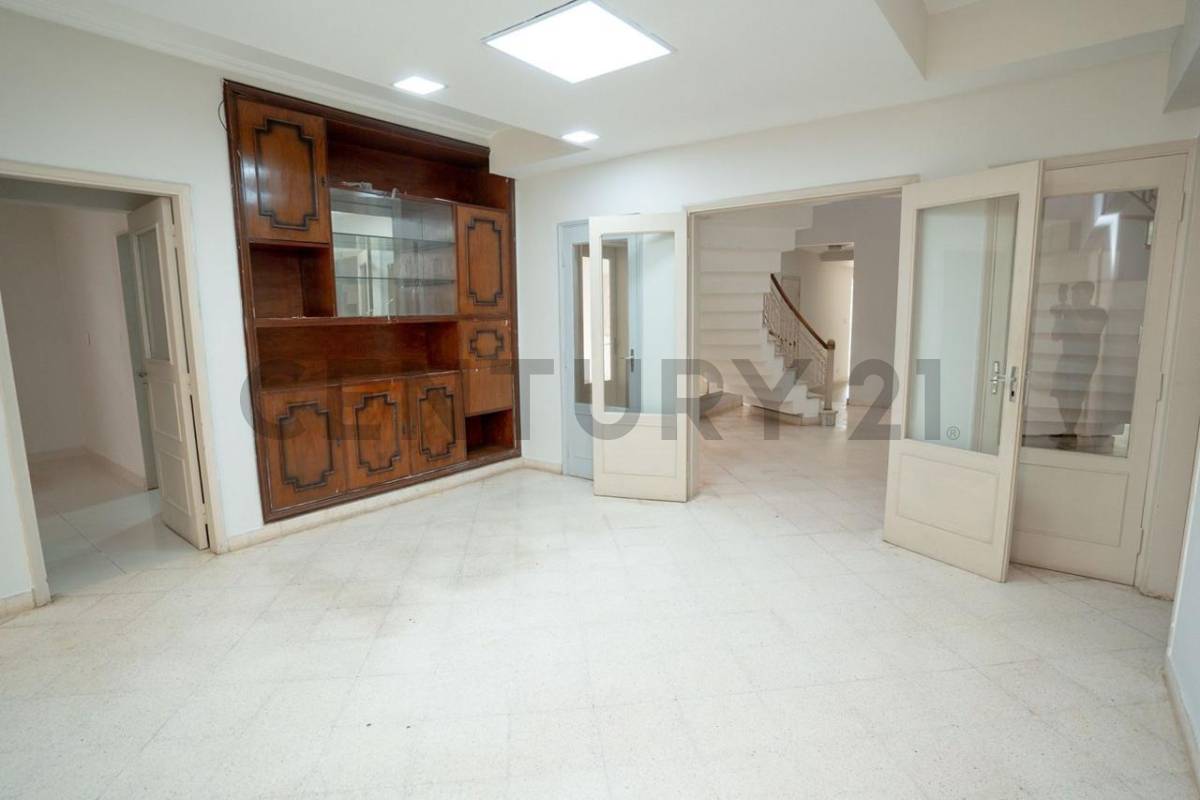Vendo amplia oficina en Villa Morra Asunción - 6