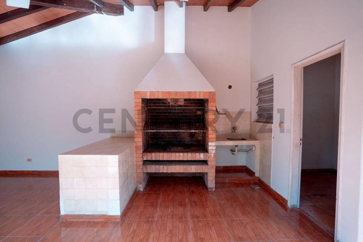 Vendo amplia oficina en Villa Morra Asunción - 12
