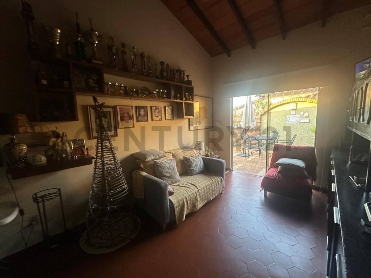 Residencia Barrio Recoleta, sobre 23 de Octubre a 30 m de la Avda. Mcal. López‼️ - 9