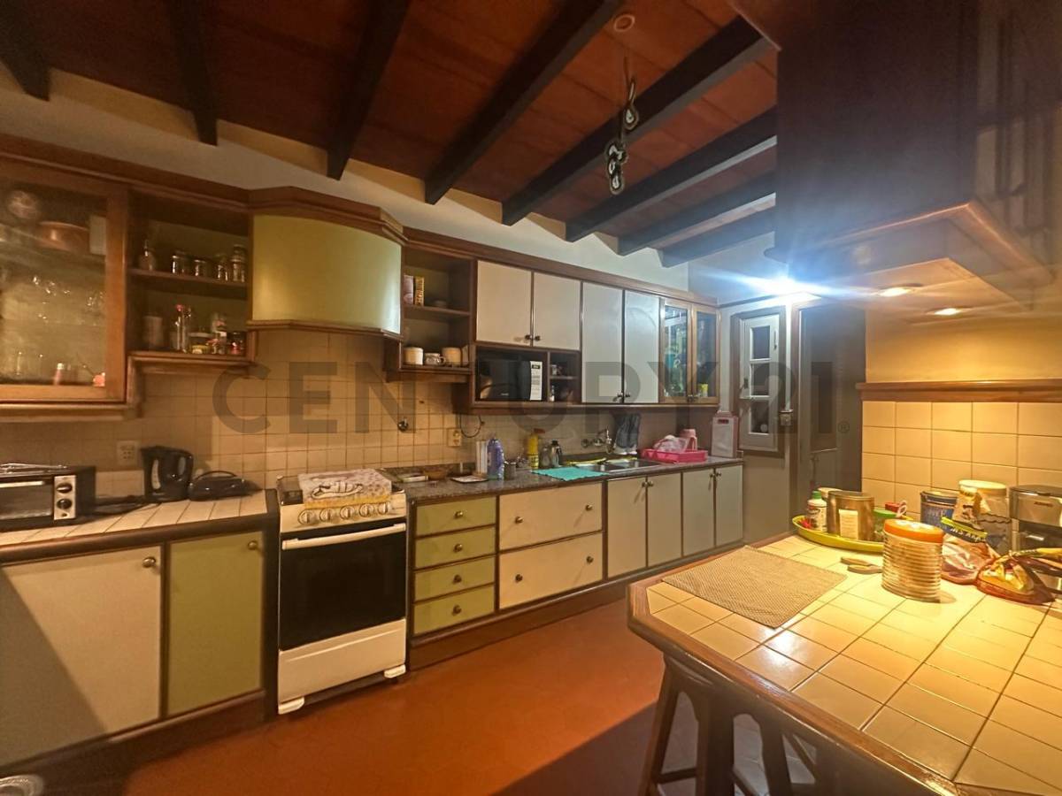 Residencia Barrio Recoleta, sobre 23 de Octubre a 30 m de la Avda. Mcal. López‼️ - 14