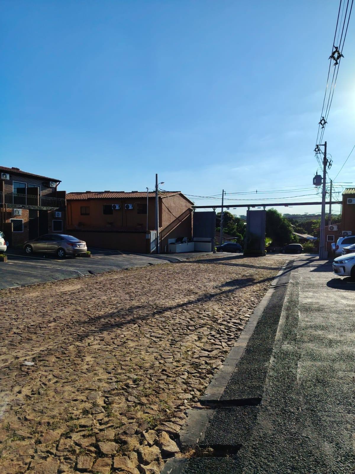 Ubicación Barrio San Carlos Ñemby, a dos cuadras de acceso sur. - imagen 7