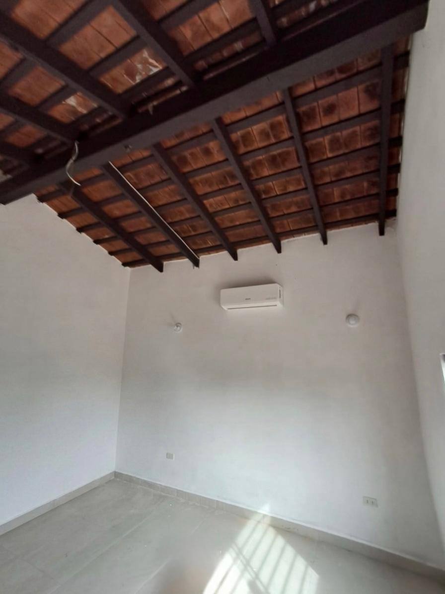 Alquilo casa en el centro de Luque, frente a la cancha de villa Elena. - 7