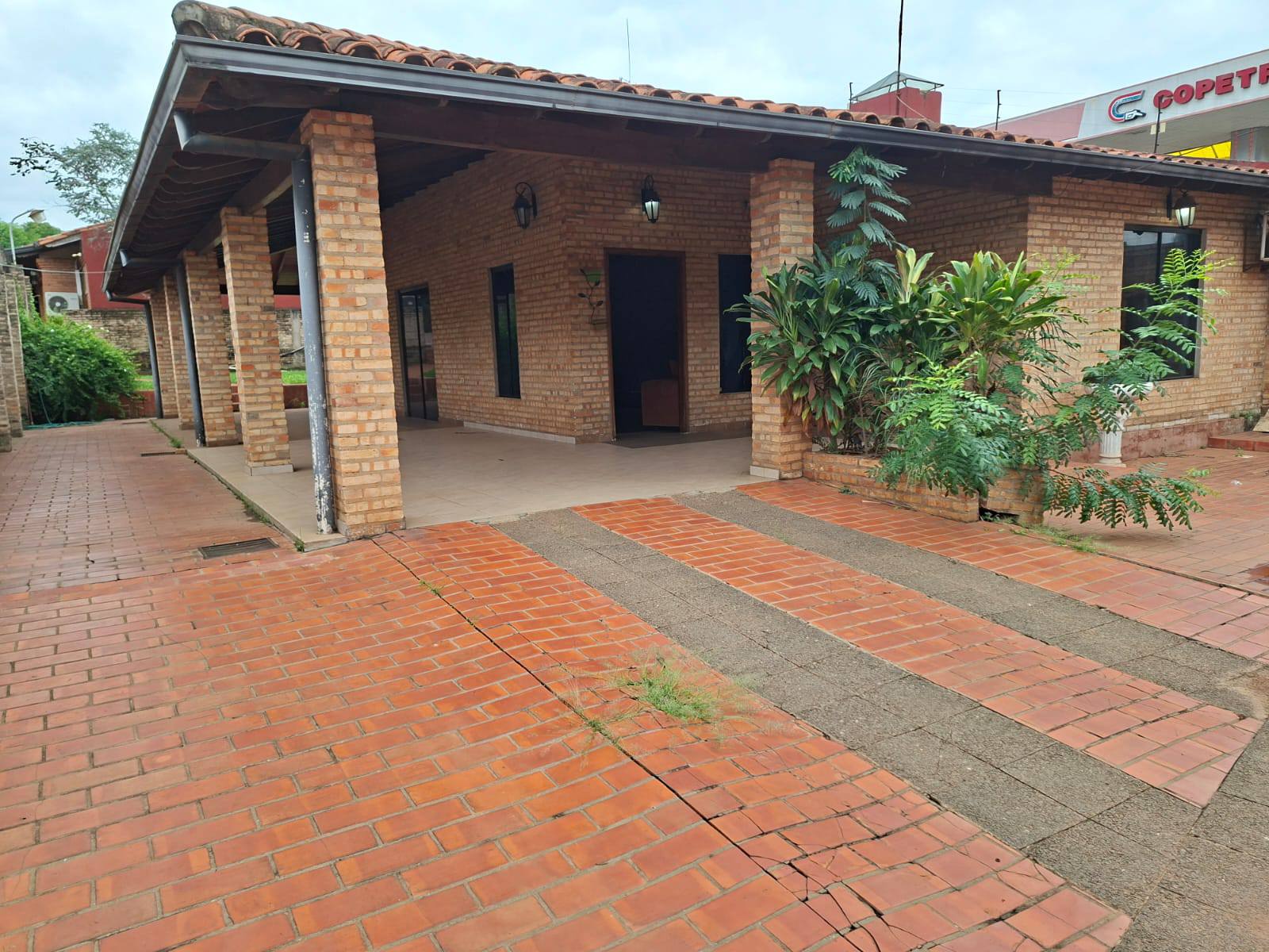 Alquilo Casa con Piscina A 5 minutos del Centro de Luque✨ - imagen 2