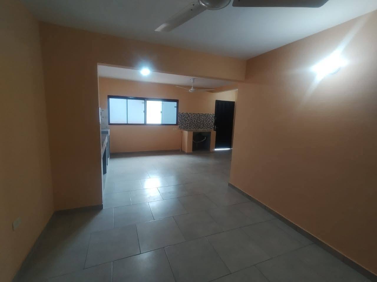 🏡 Casa en alquiler – San Lorenzo, a pasos de Ruta 1 - 10