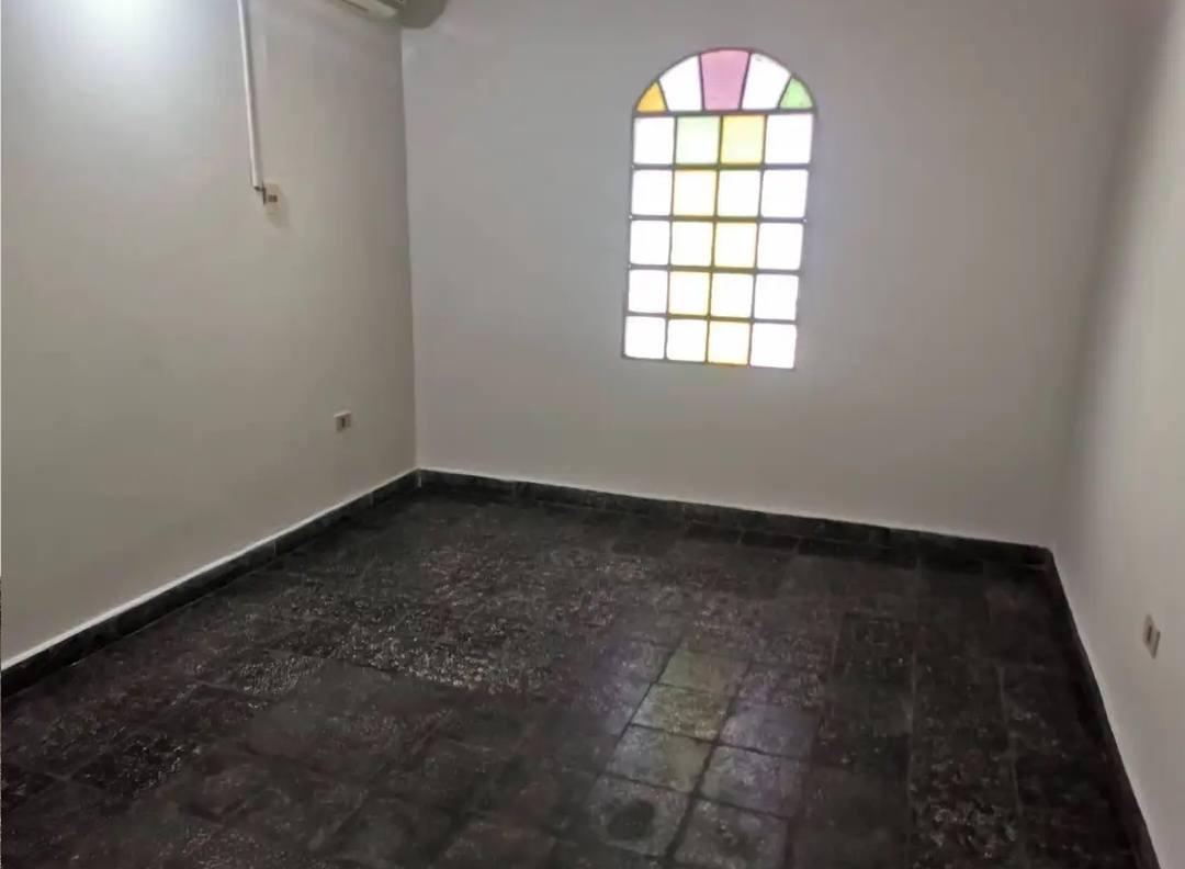 ALQUILO CHALET  EN BARRIO STMA TRINIDAD - 5