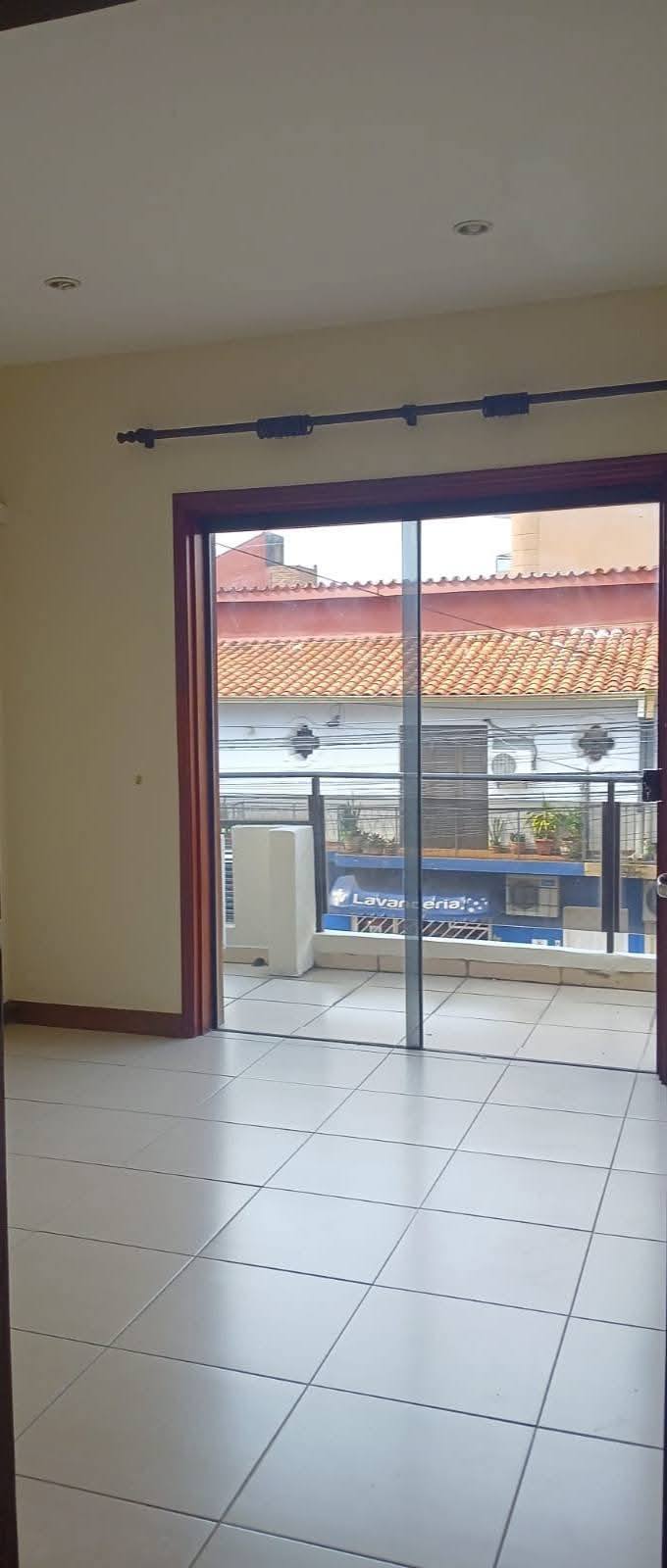 ALQUILO DPTO DE 2 DORM. Zona Kubichek y Eusebio Ayala‼️RB - 3