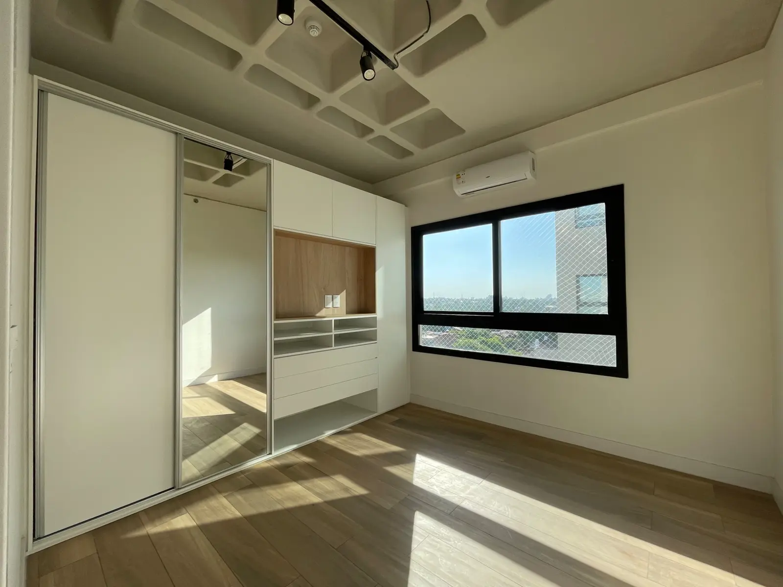 Alquilo departamento de 1 dormitorio Barrio Villa Morra - 6