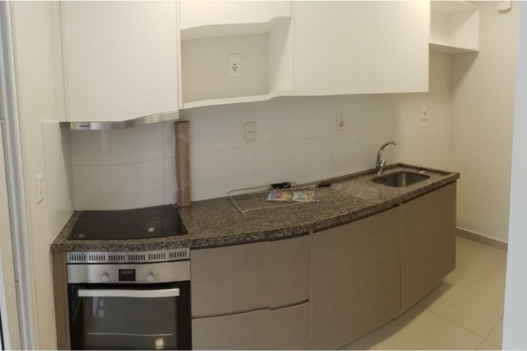 Alquilo Dpto. Moderno en Villa Morra, Asunción. - 3