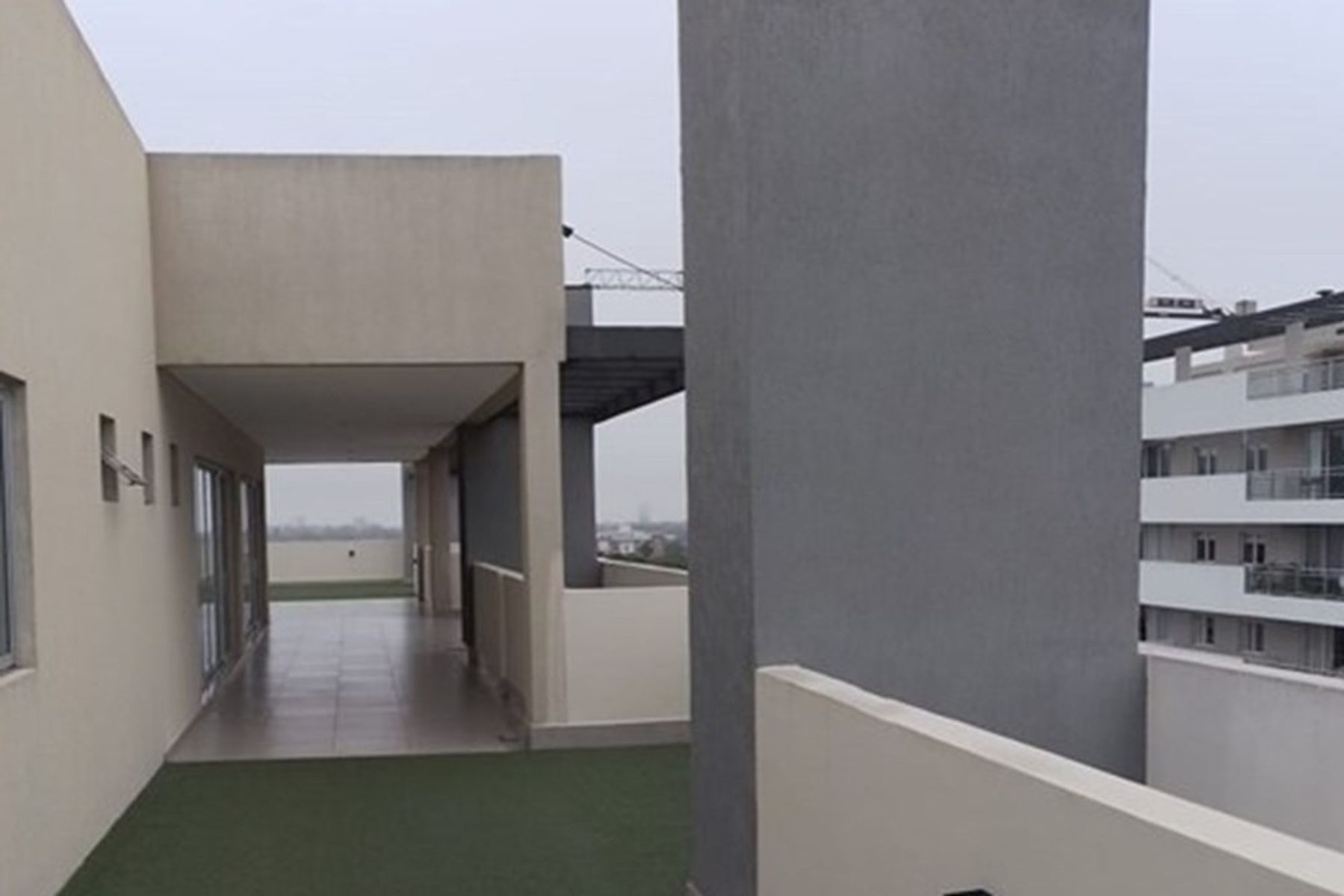 Alquilo Dpto. Moderno en Villa Morra, Asunción. - 5