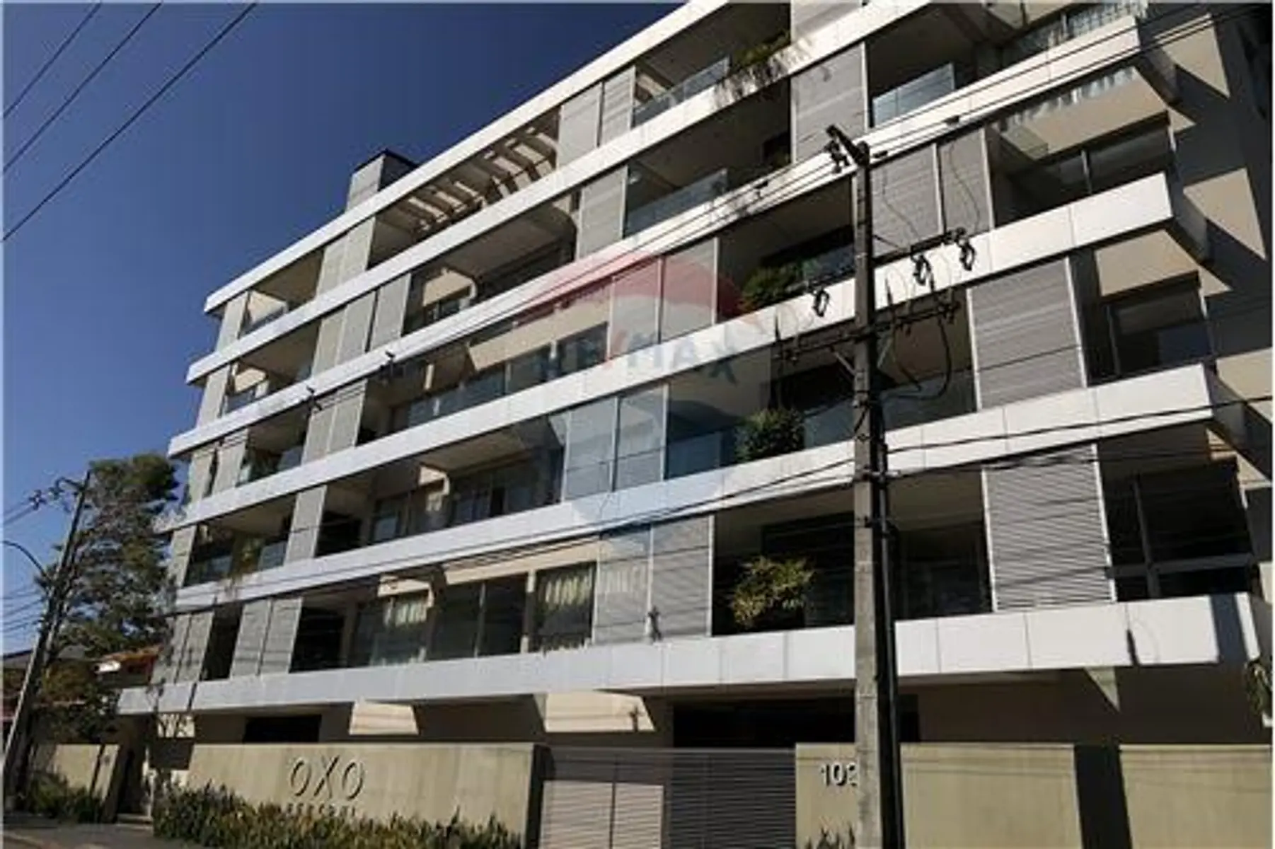 Departamento a estrenar de 3 Dormitorios en suite con 2 cocheras en Villa Morra - 1