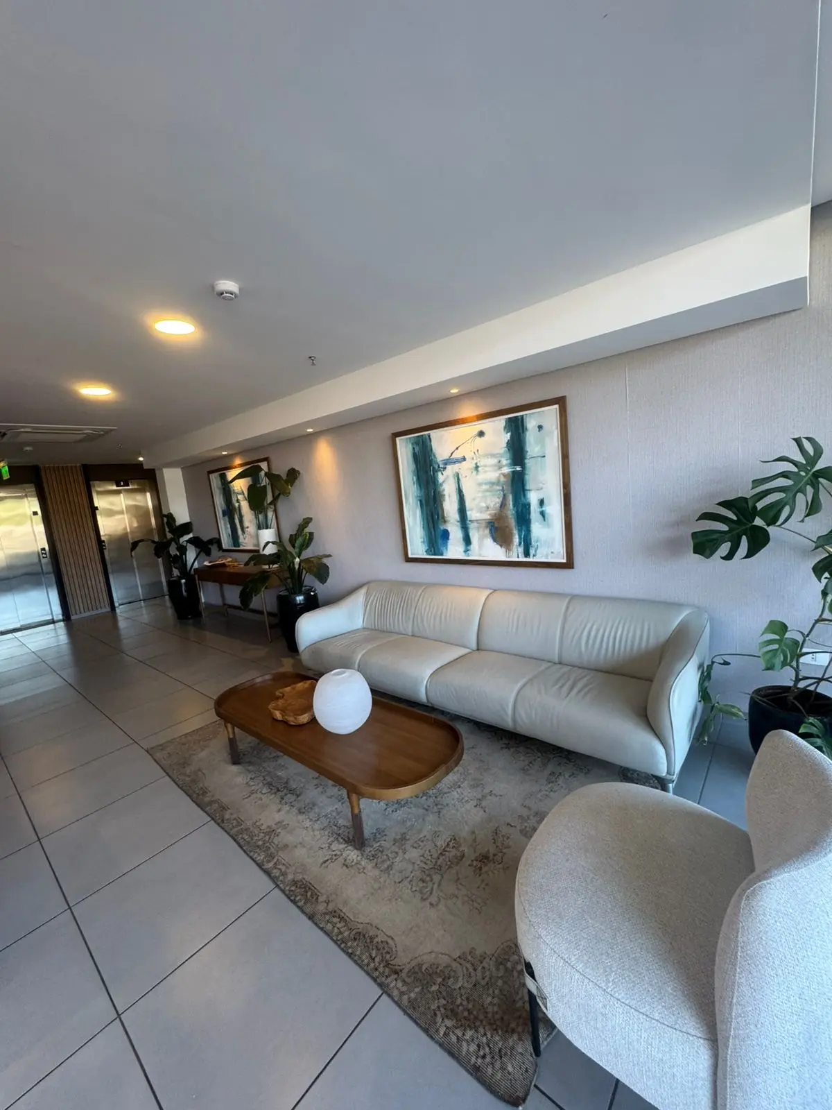 ALQUILER EN DPTO. AMOBLADO 2300 USD - imagen 2