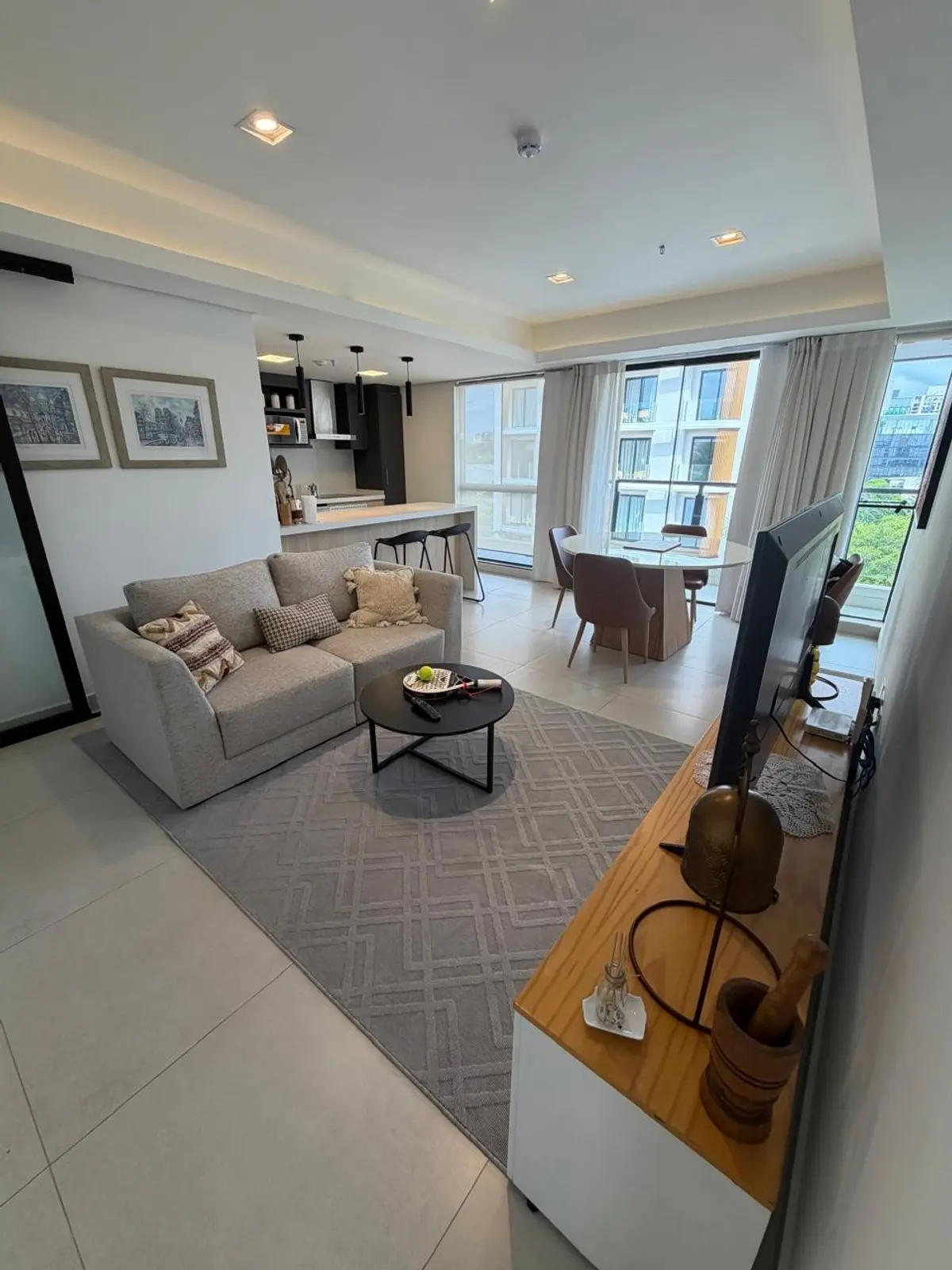 ALQUILO HERMOSO PENTHOUSE AMOBLADO CON TERRAZA PRIVADA QUINCHO,PISCINA. BARRIO VILLA MORRA - 4