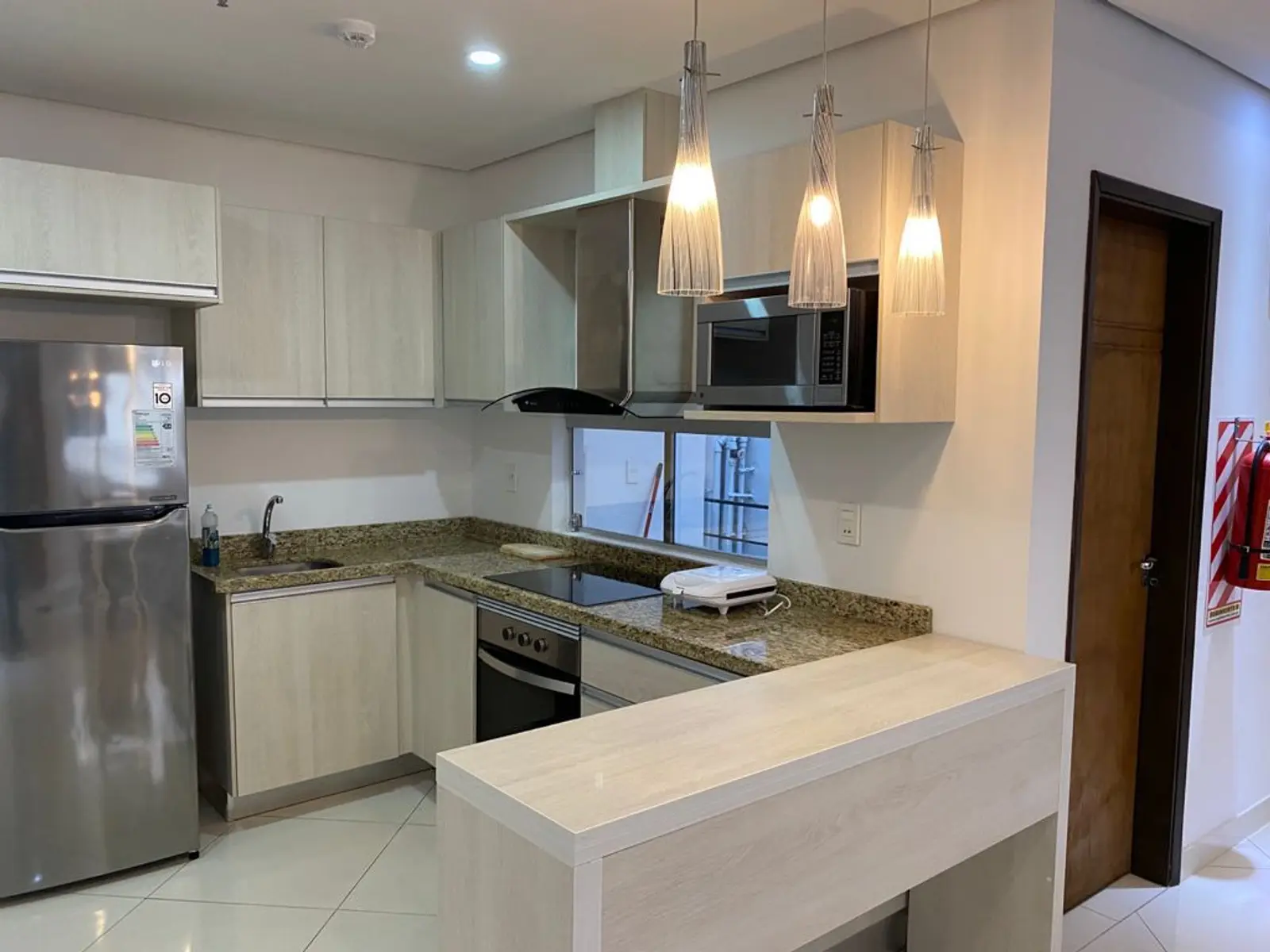 **DEPARTAMENTO AMOBLADO EN ALQUILER DE 2 DORMITORIOS – VILLA MORRA** - 3