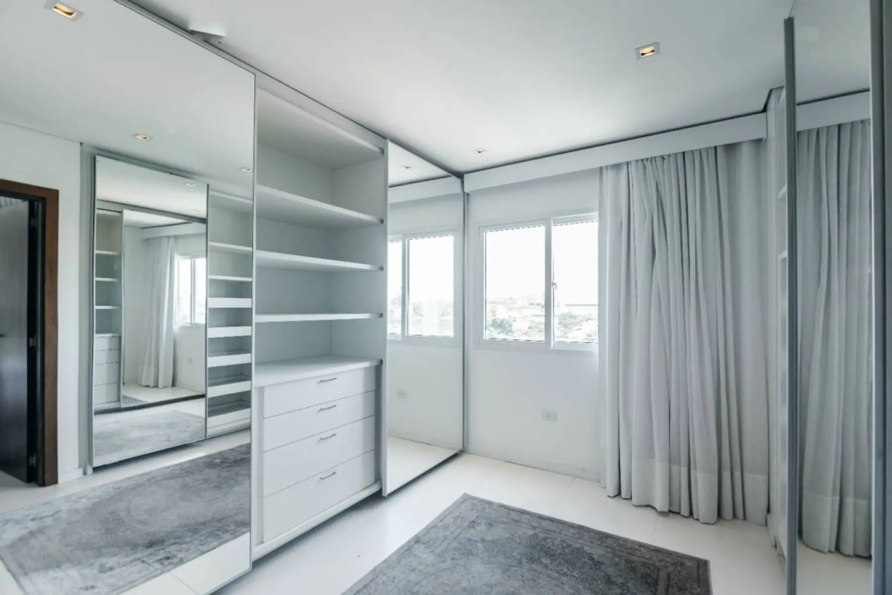 ALQUILO HERMOSO DEPARTAMENTO DE 2 DORMITORIOS AMOBLADO EN VILLA MORRA - imagen 5