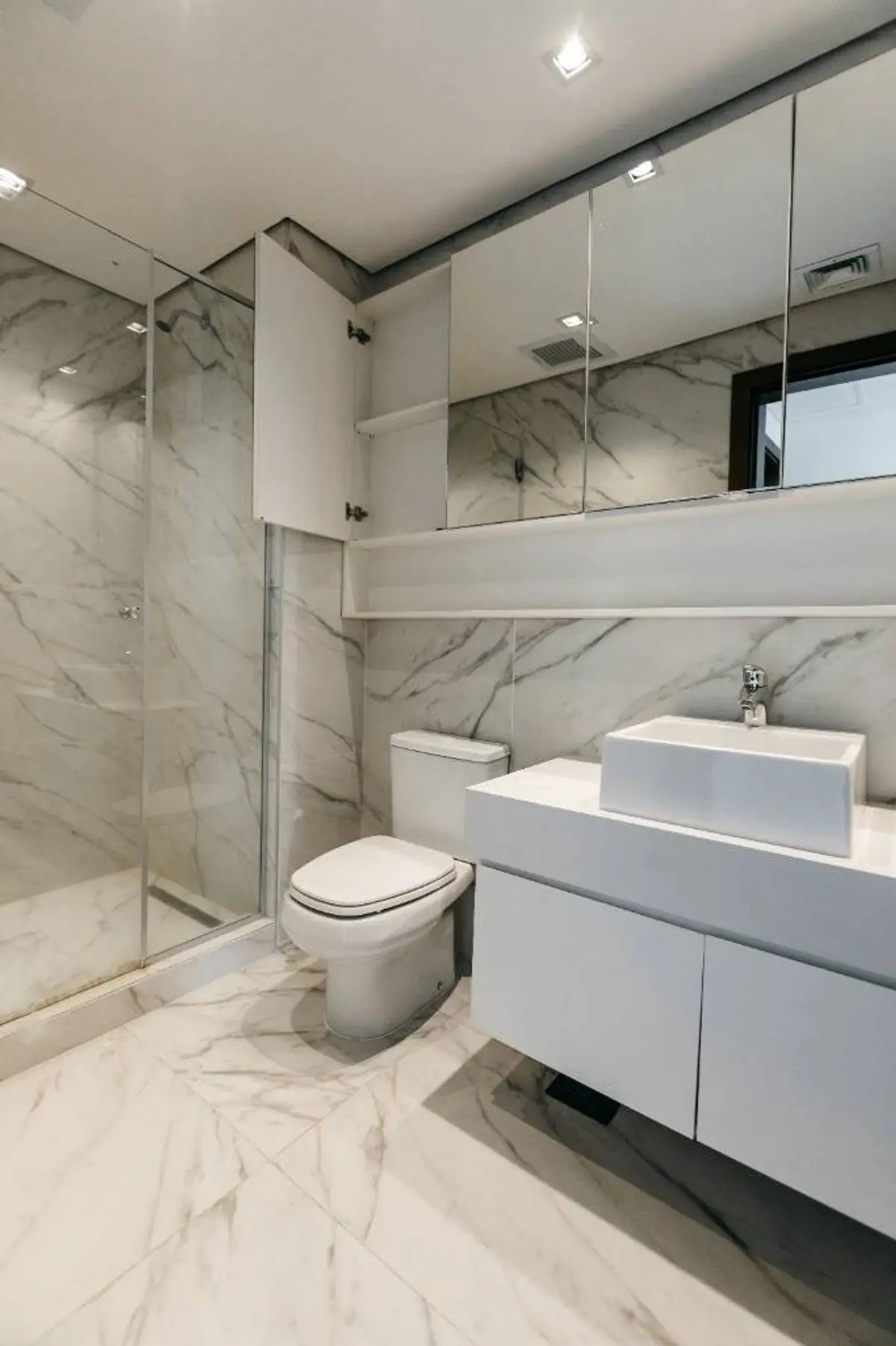 ALQUILO HERMOSO DEPARTAMENTO DE 2 DORMITORIOS AMOBLADO EN VILLA MORRA - imagen 6