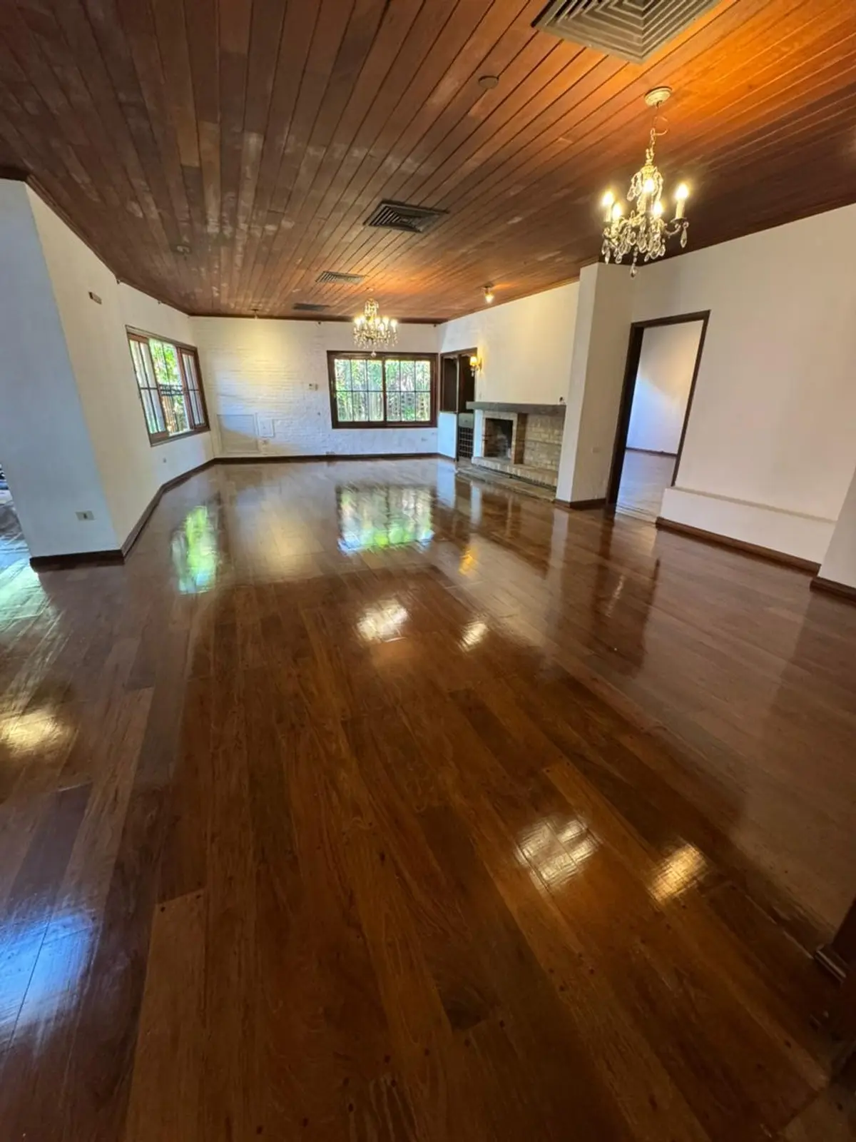 ALQUILO increible Residencia en El Dorado, para vivienda u oficina.- - 4