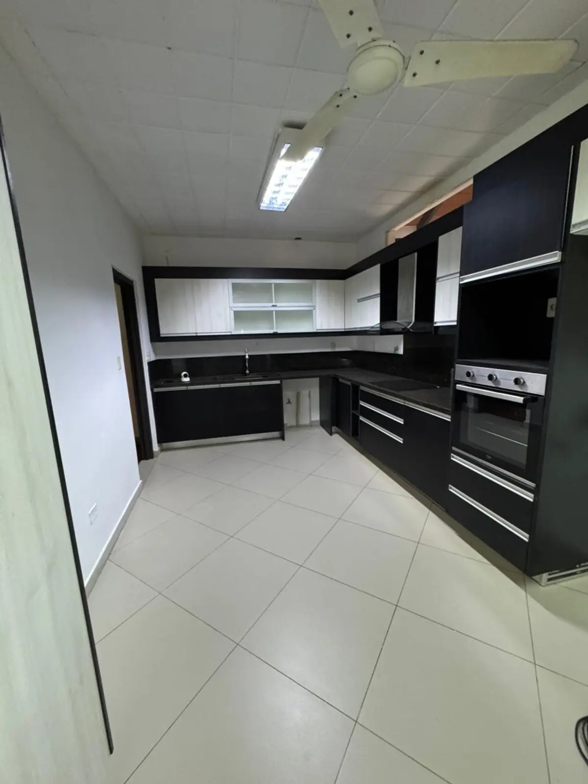 ALQUILO increible Residencia en El Dorado, para vivienda u oficina.- - 7