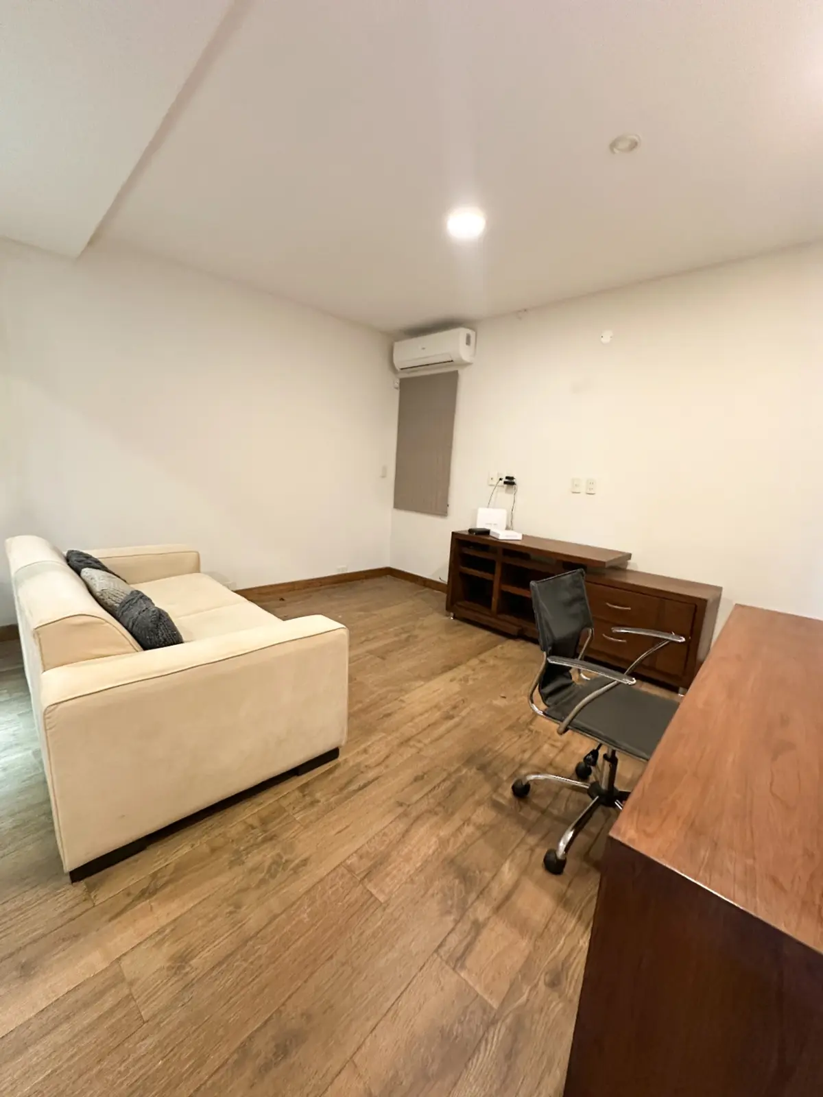 CASA EN ALQUILER Y VENTA ā RECOLETA, ASUNCIĆN - 9