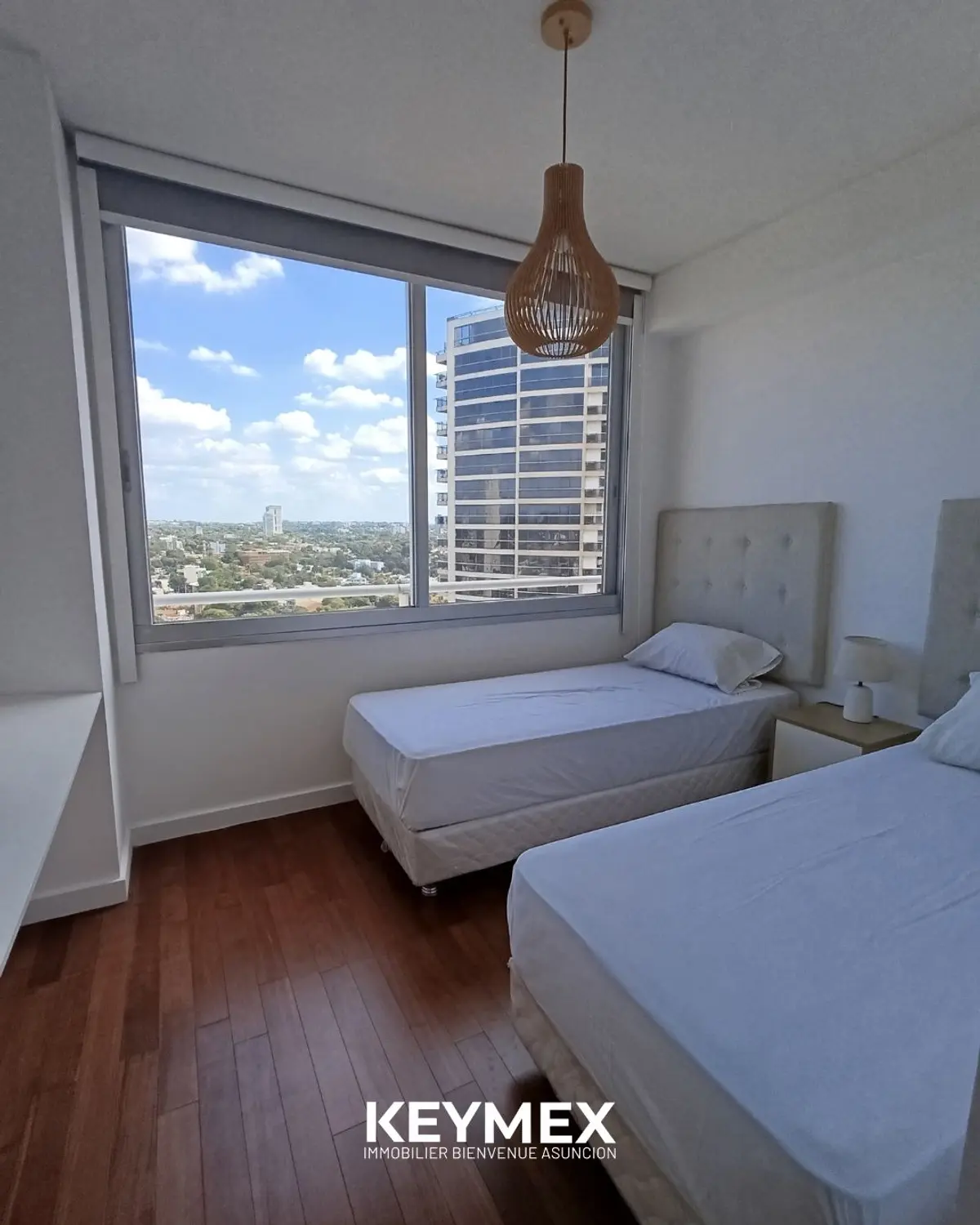 En Alquiler Departamento 2 Dormitorios Amoblado Sky Tower - 5