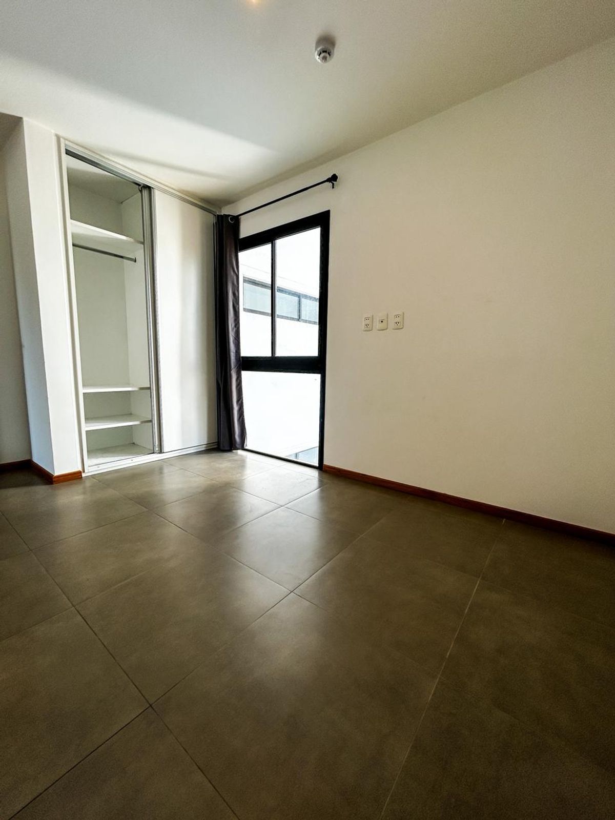 ALQUILO DEPTO DE 1 DORMITORIO ZONA PASEO LA GALERÍA - 7