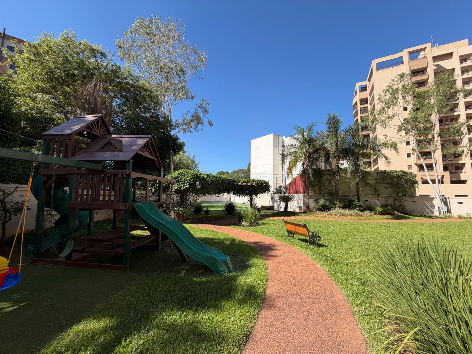 Departamento en Alquiler en Edificio. Casa Vista, Avenida Santa Teresa, Asunción, Paraguay - imagen 4