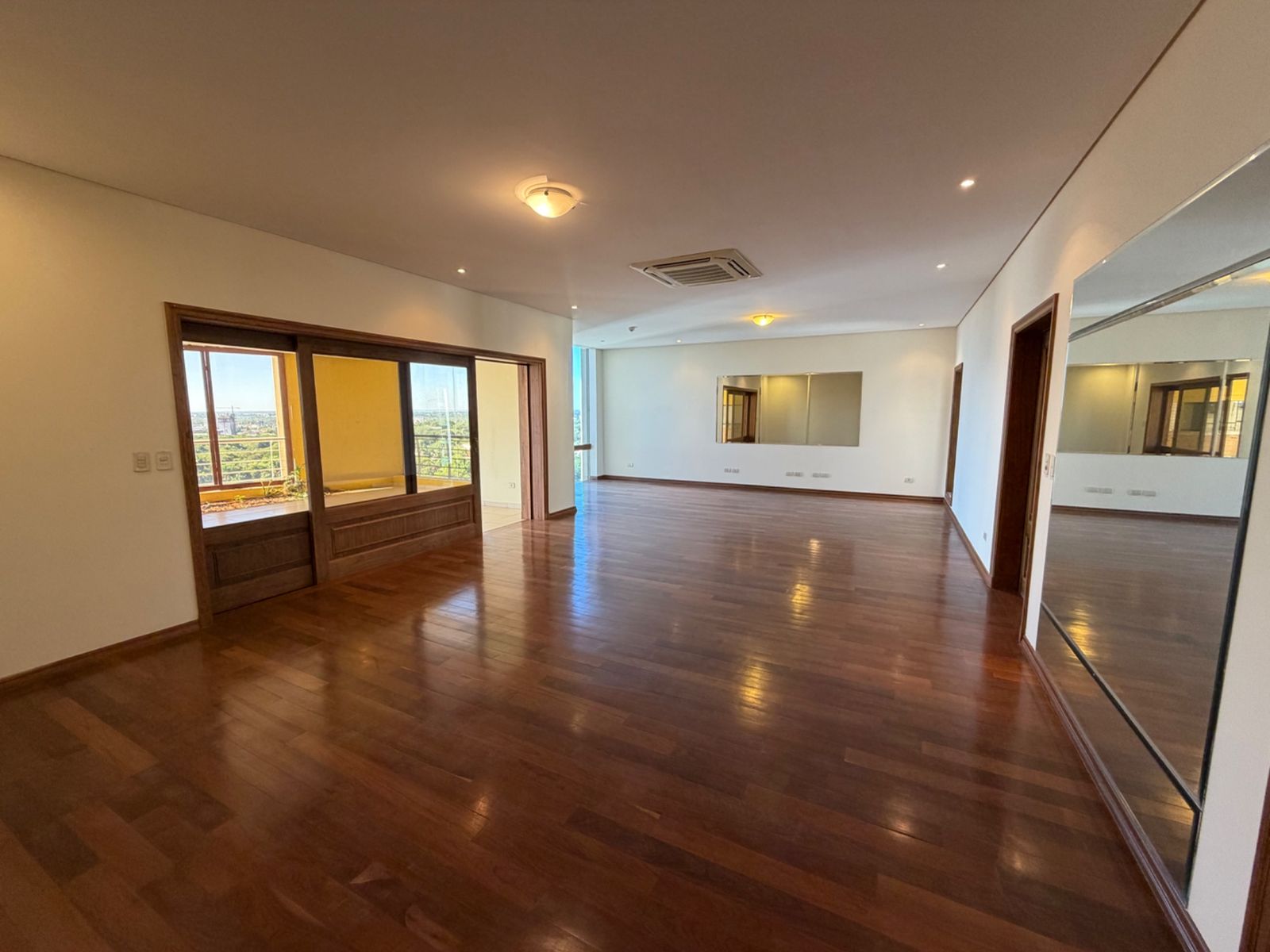 Departamento en Alquiler en Edificio. Casa Vista, Avenida Santa Teresa, Asunción, Paraguay - imagen 6