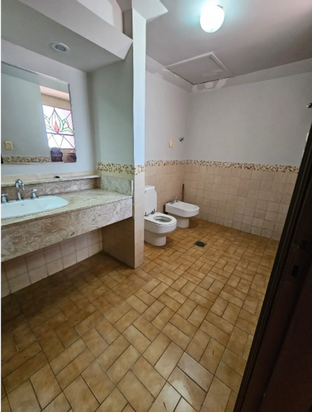 ALQUILER PARA USO COMERCIAL - BARRIO LAS MERCEDES - imagen 7