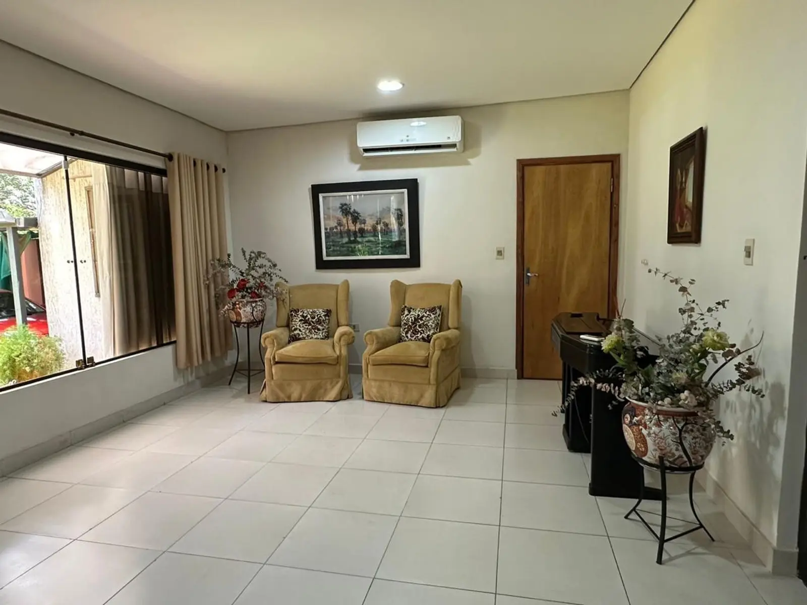 Terreno Exclusivo en Ycua Sati: 972 m² con Potencial de Desarrollo Inigualable - 5