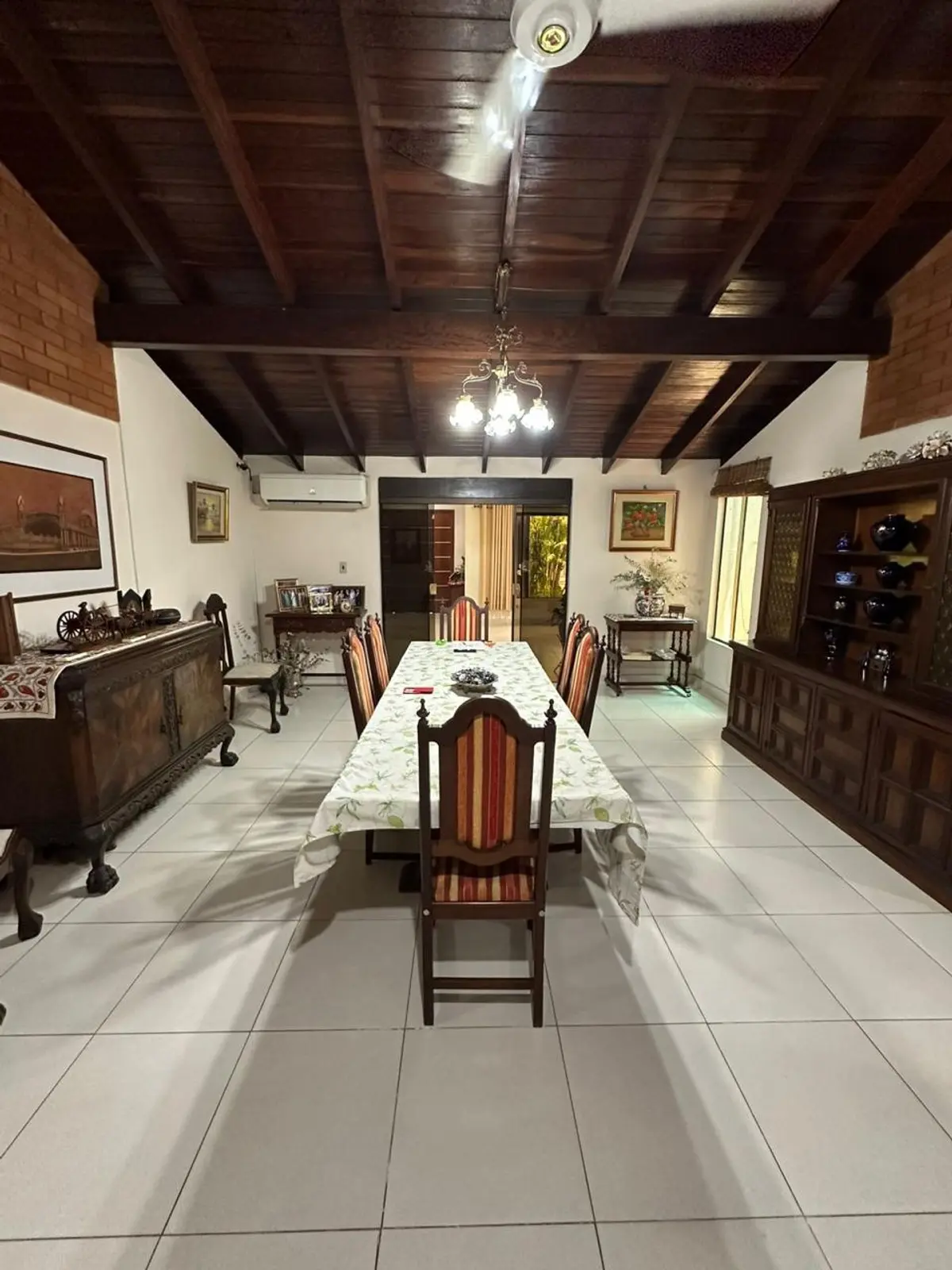 Terreno Exclusivo en Ycua Sati: 972 m² con Potencial de Desarrollo Inigualable - 6